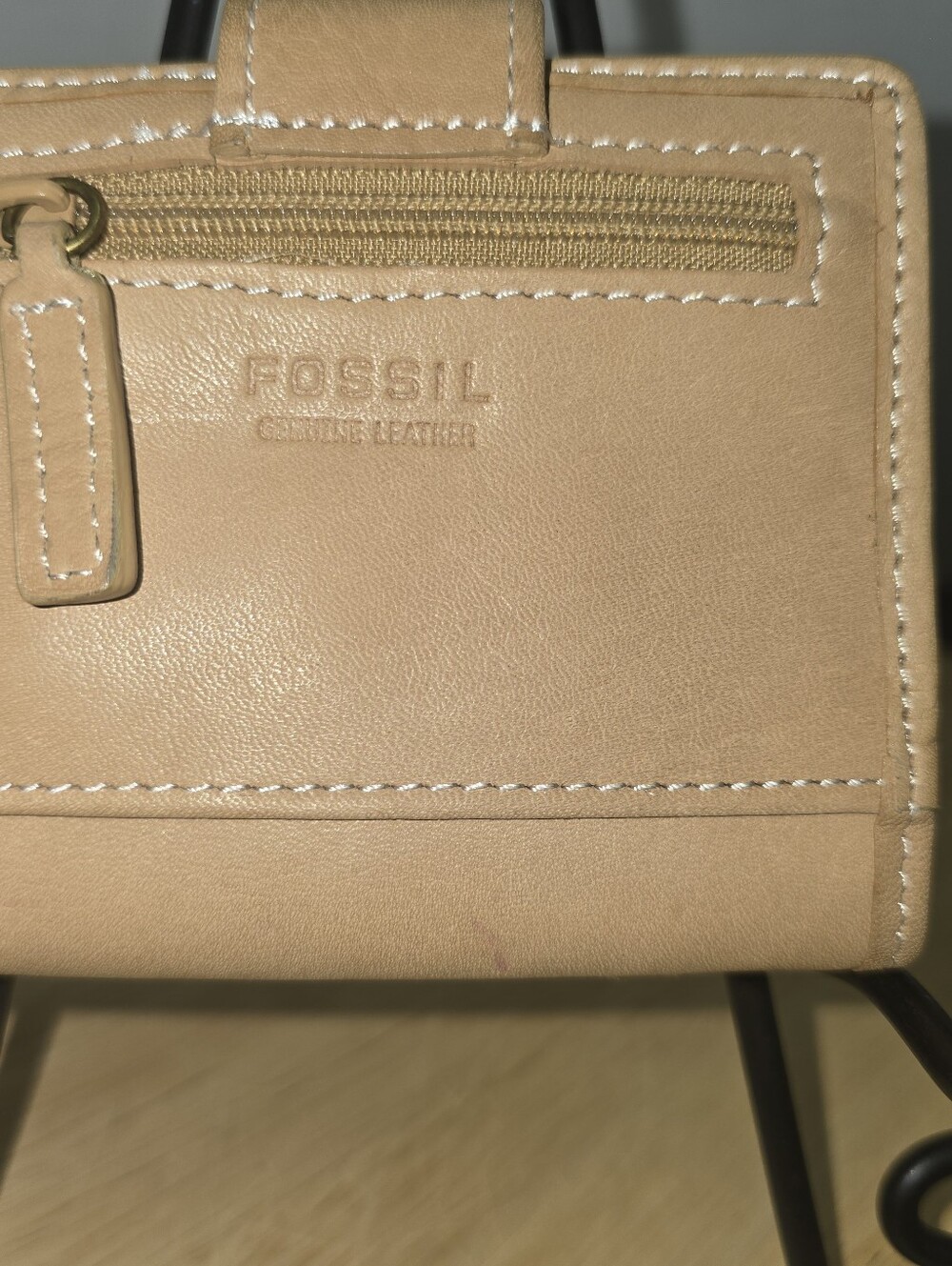 Vintage Fossil Leather Wallet - Picture 4 of 6